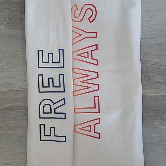 Free To Be Always Inspiring T-Shirt - Picture 3 of 3